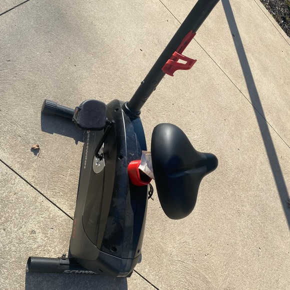 Used - Picture 6 of 6